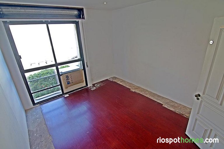 4 Bedrooms with scenic view