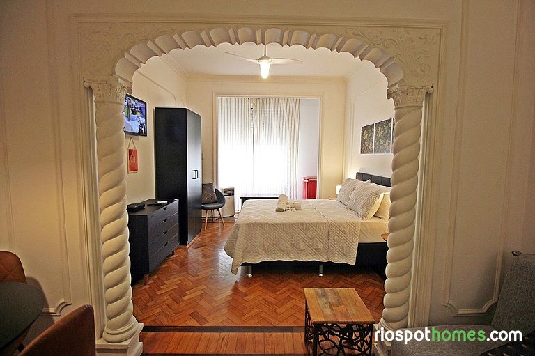 Rio Spot Homes vintage C051