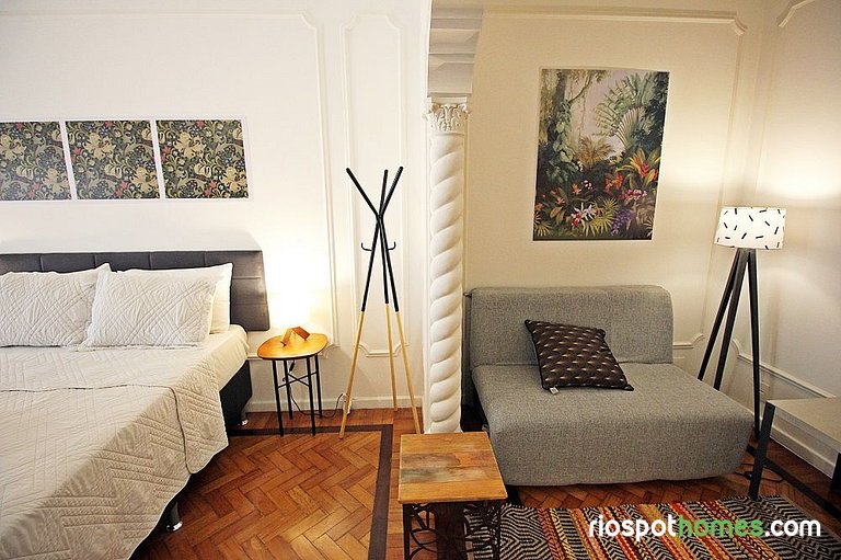 Rio Spot Homes vintage C051
