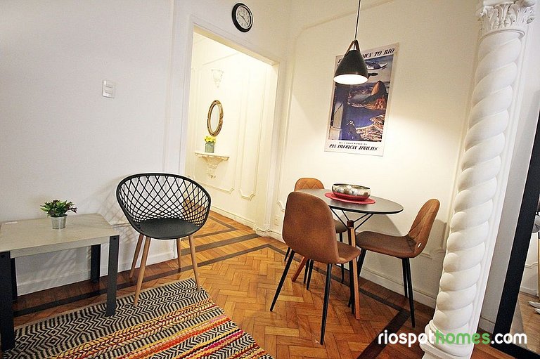 Rio Spot Homes vintage C051