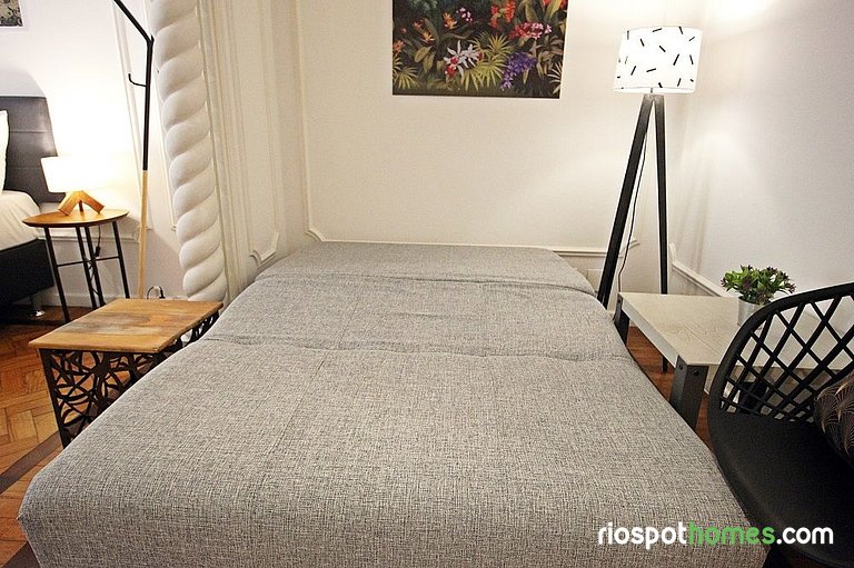 Rio Spot Homes vintage C051