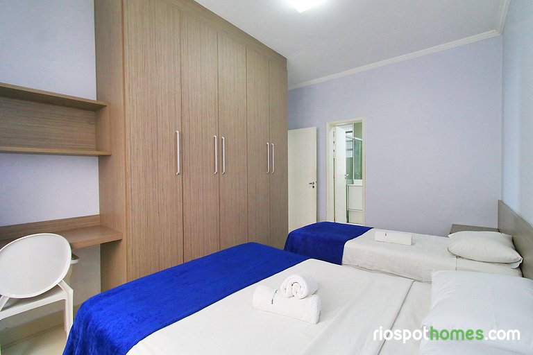 4 habitaciones con vista frontal de la playa de Copacabana