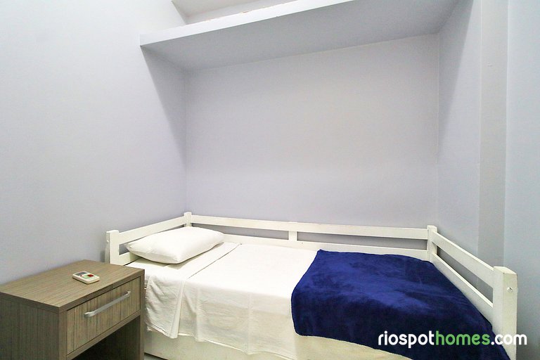 4 bedrooms in front of Copacabana beach