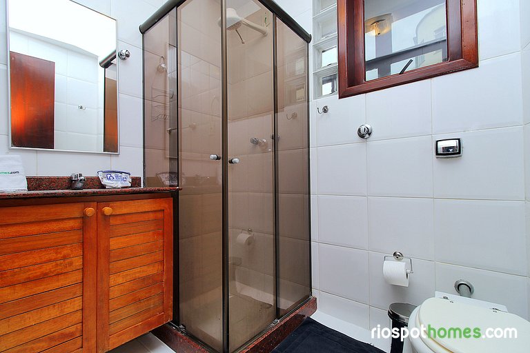 Rio Spot Homes Balcony U049