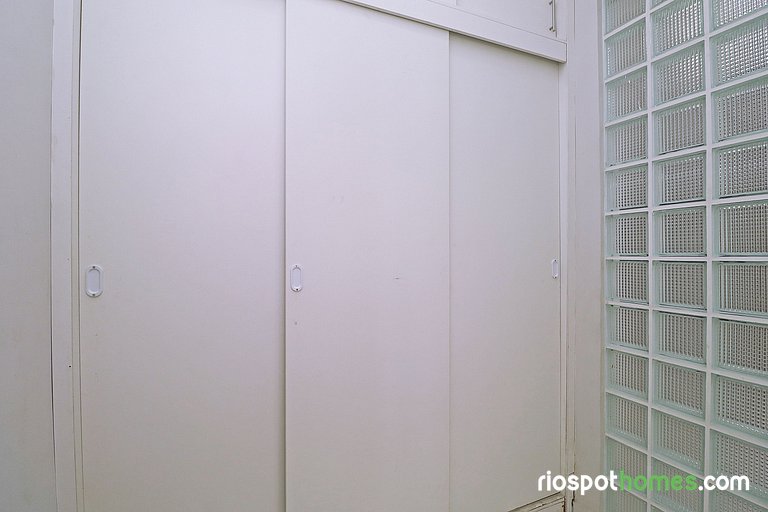Apartamento 3 quartos, 2 minutos andando até a praia T011