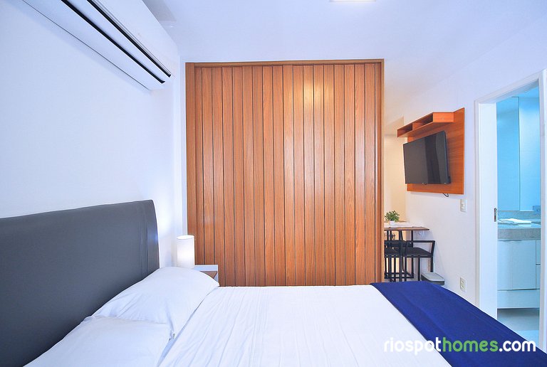 Studio moderno na Praia de Copacabana C062