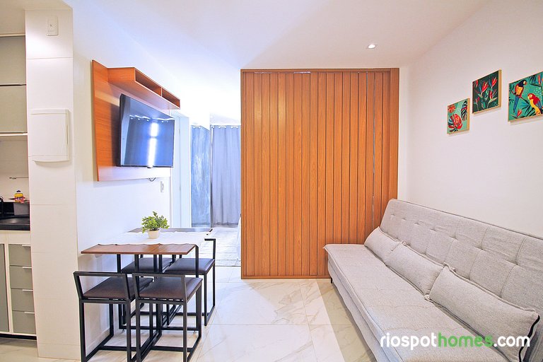 Studio moderno na Praia de Copacabana C062