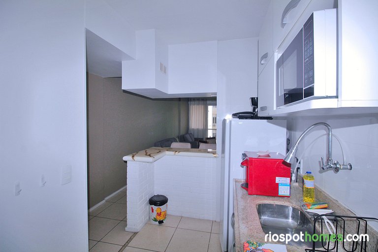 Comfort! Unbeatable Location in Copacabana U054