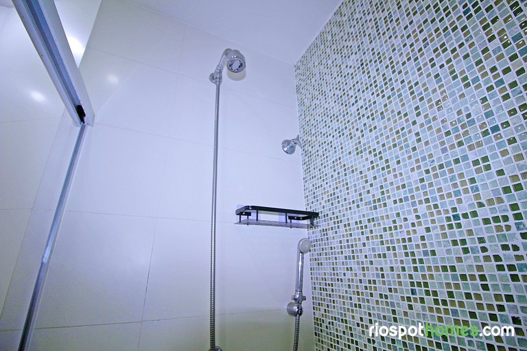 Comfort and Style in Copacabana | 2 Bedrooms D056