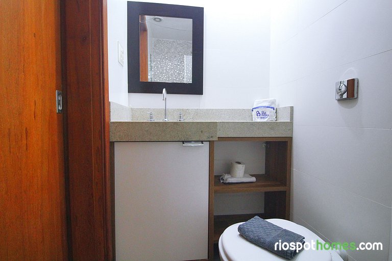 Comfort and Style in Copacabana | 2 Bedrooms D056