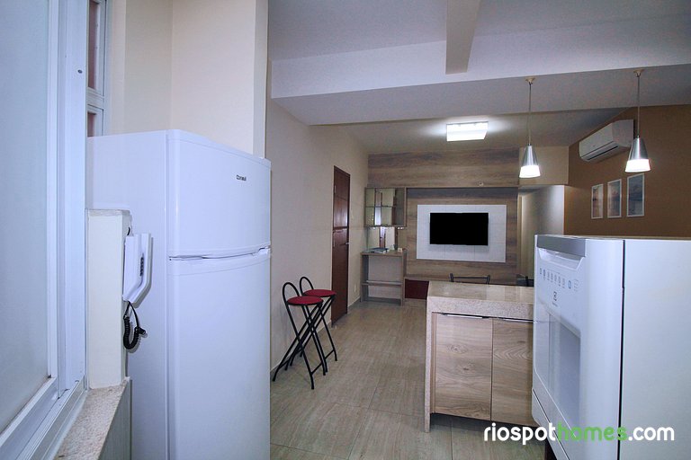 Conforto e Estilo em Ipanema | 2 Quartos D056