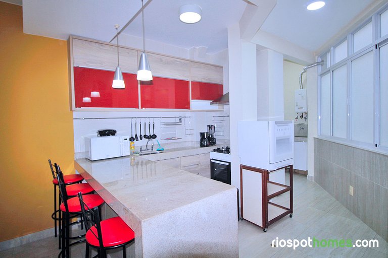 Conforto e Estilo em Ipanema | 2 Quartos D056