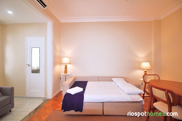 Apartamento Quarto e Sala Reformado em Copacabana